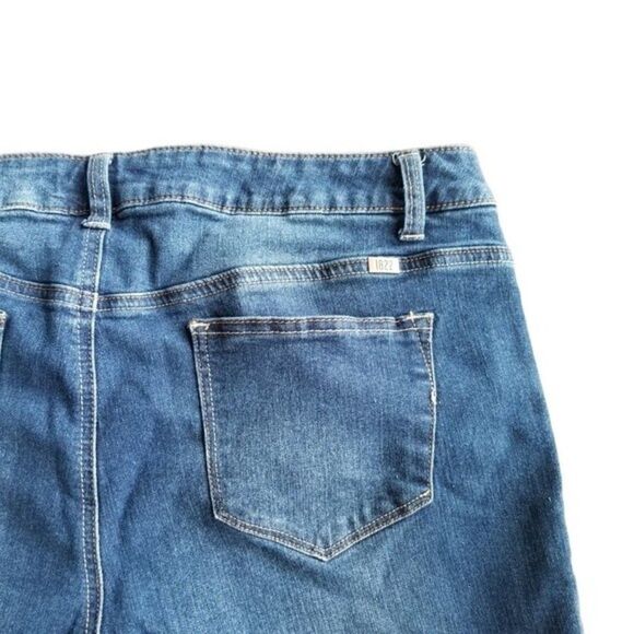 1822 Denim High Rise Shorts Blue Sized 16  4 0149 - Picture 3 of 5
